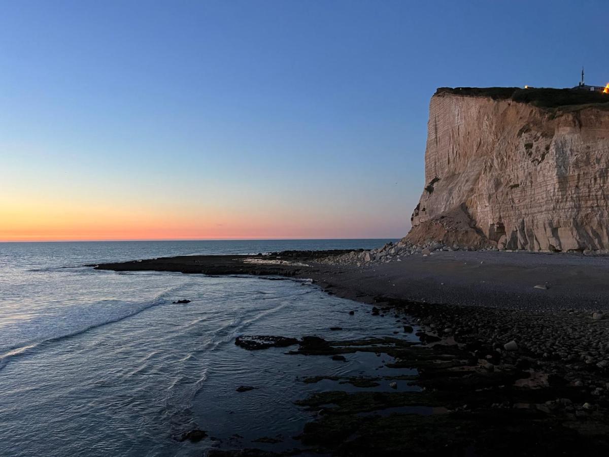 Вилла Au Pied Des Falaises Фекам Экстерьер фото